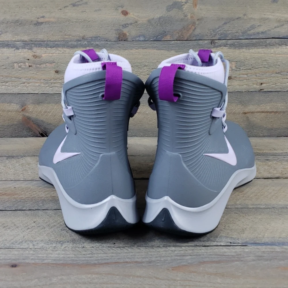 NEW Nike Binzie Boot (GS) Youth 7 Women 8.5 Waterproof